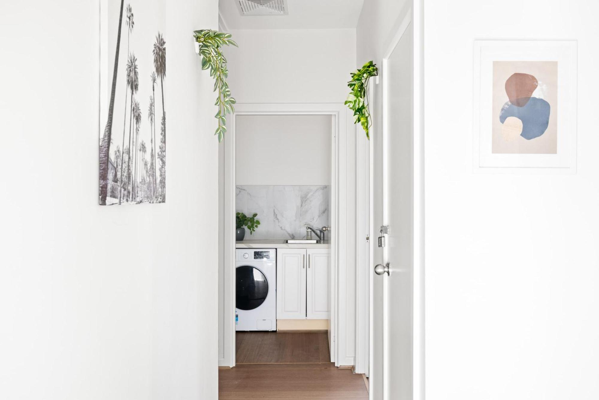 Elegant Double - Mins To Airport - Shared Bathroom